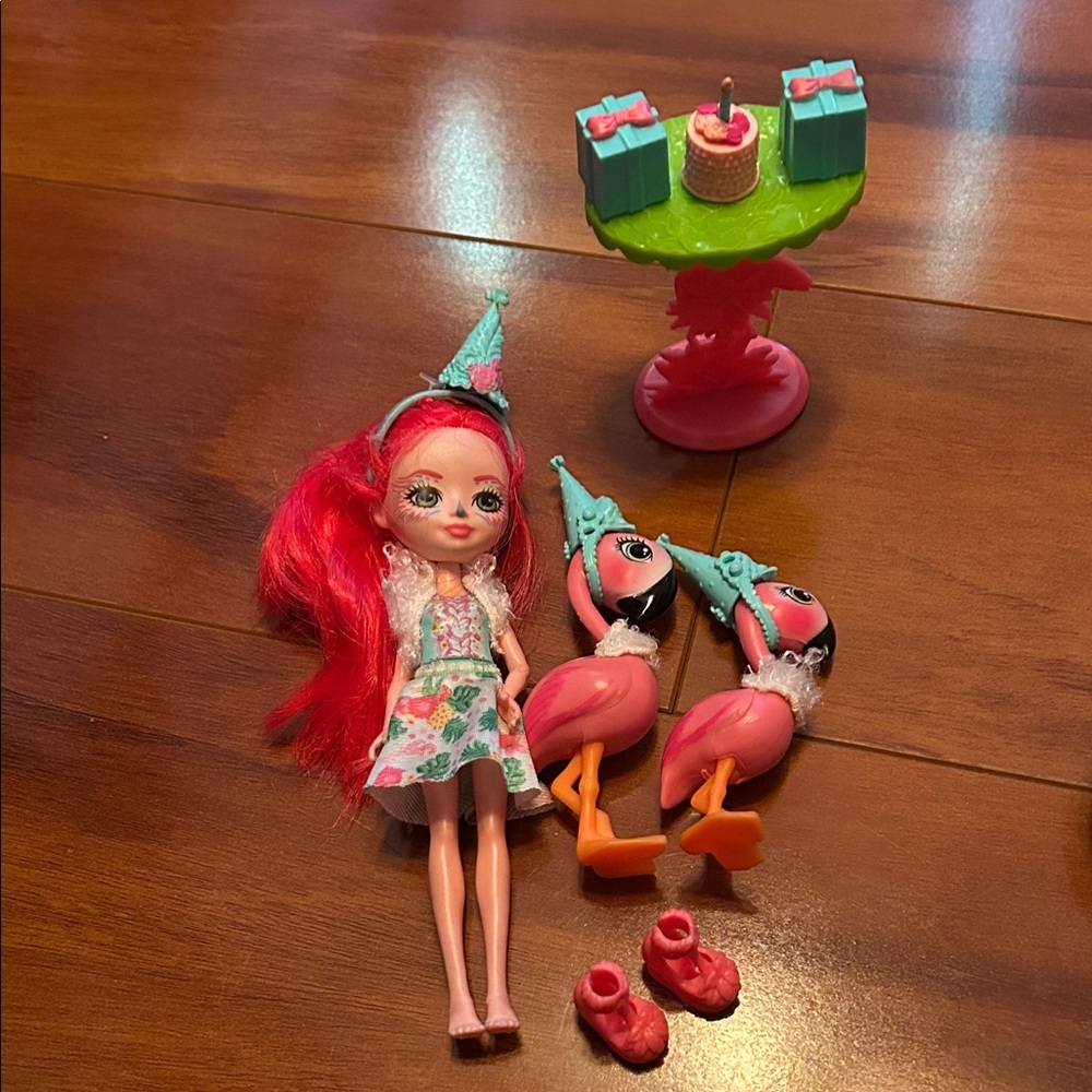 Mattel Enchantimals "Let's Flamingle" Doll and Flamingo Party Play Set